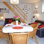 1 Bedroom Amazing In L'auber Ectot-l'Auber