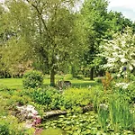 1 Bedroom Amazing In L'auber Ectot-l'Auber