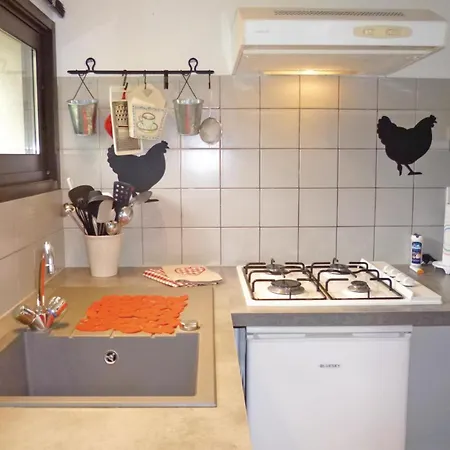 1 Bedroom Amazing In L'auber Ferienhaus