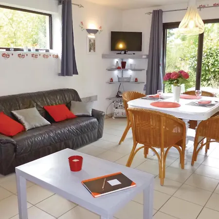 Ferienhaus 1 Bedroom Amazing In L'auber Ectot-l'Auber